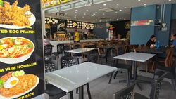 Changi Road (D14), Retail #573915911
